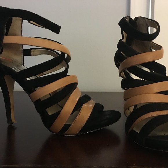 MICHARL KORS SANDLES - Picture 1 of 2